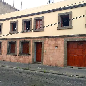 Azul Centro Histórico Pensión